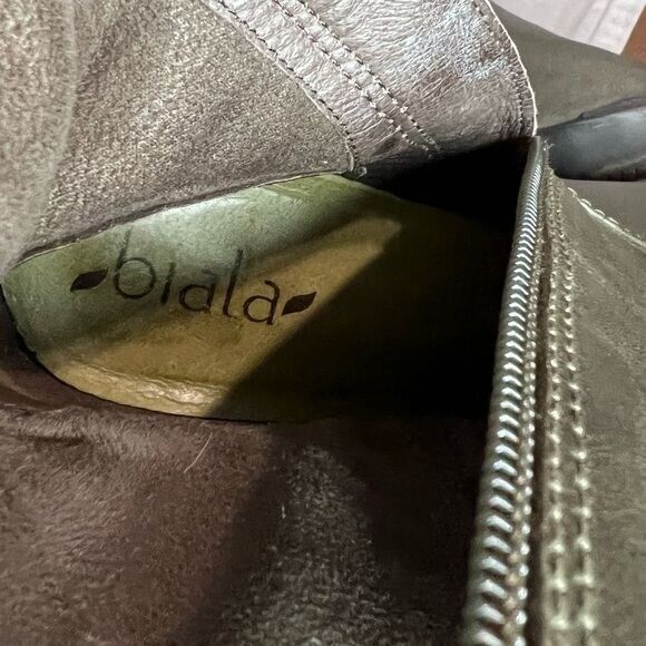 Biala Olive Leather Heeled Double Buckle Zip Ankle Booties Size 41 - Picture 11 of 12